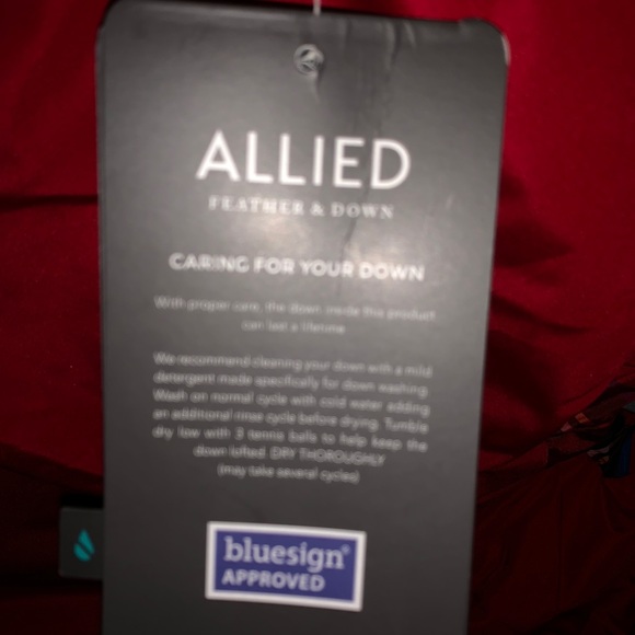 Puffer Vest NEW feather down, water resistant - Picture 3 of 8